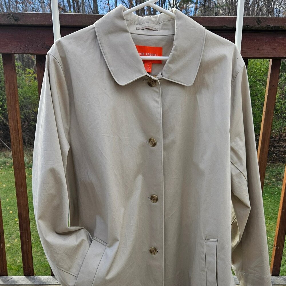 Like-New JOE Fresh + Spring Classic Swing/Trench Coat